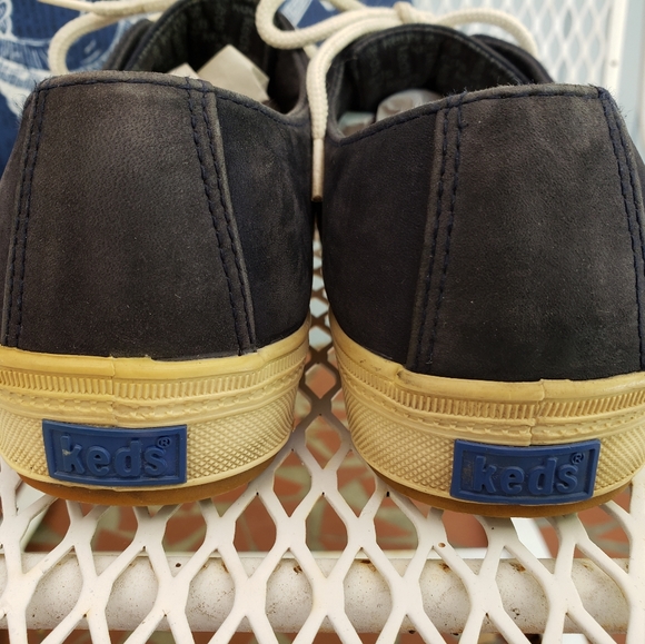 Late 1990s Navy Suede Lace-Up Keds. Good Condition - Picture 5 of 8